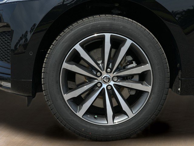 New 2026 Jaguar F-PACE R-Dynamic S image 14