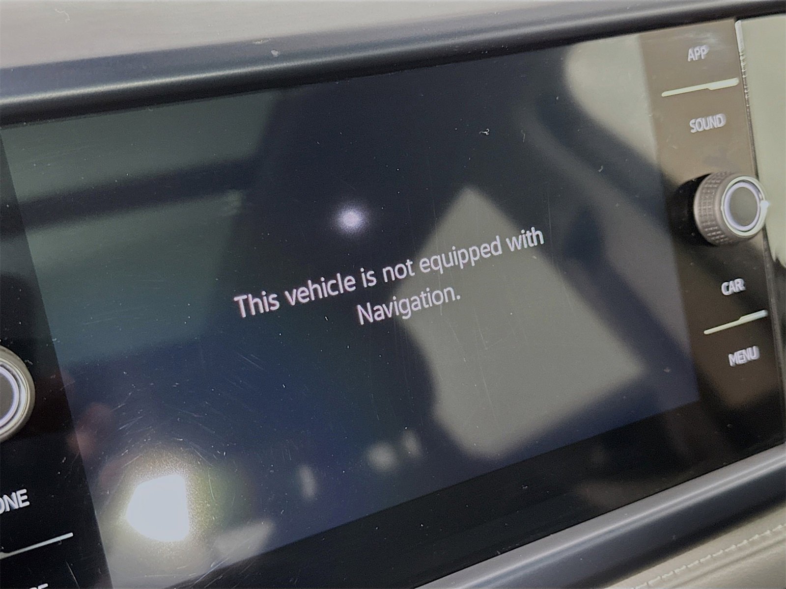 Used 2024 Volkswagen Taos SE w/ Panoramic Sunroof Package image 13