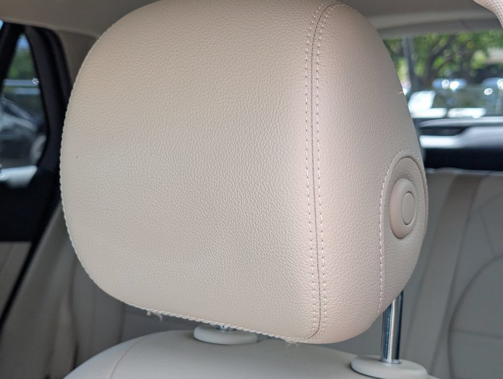 Certified 2020 Mercedes-Benz GLC 300 4MATIC image 13