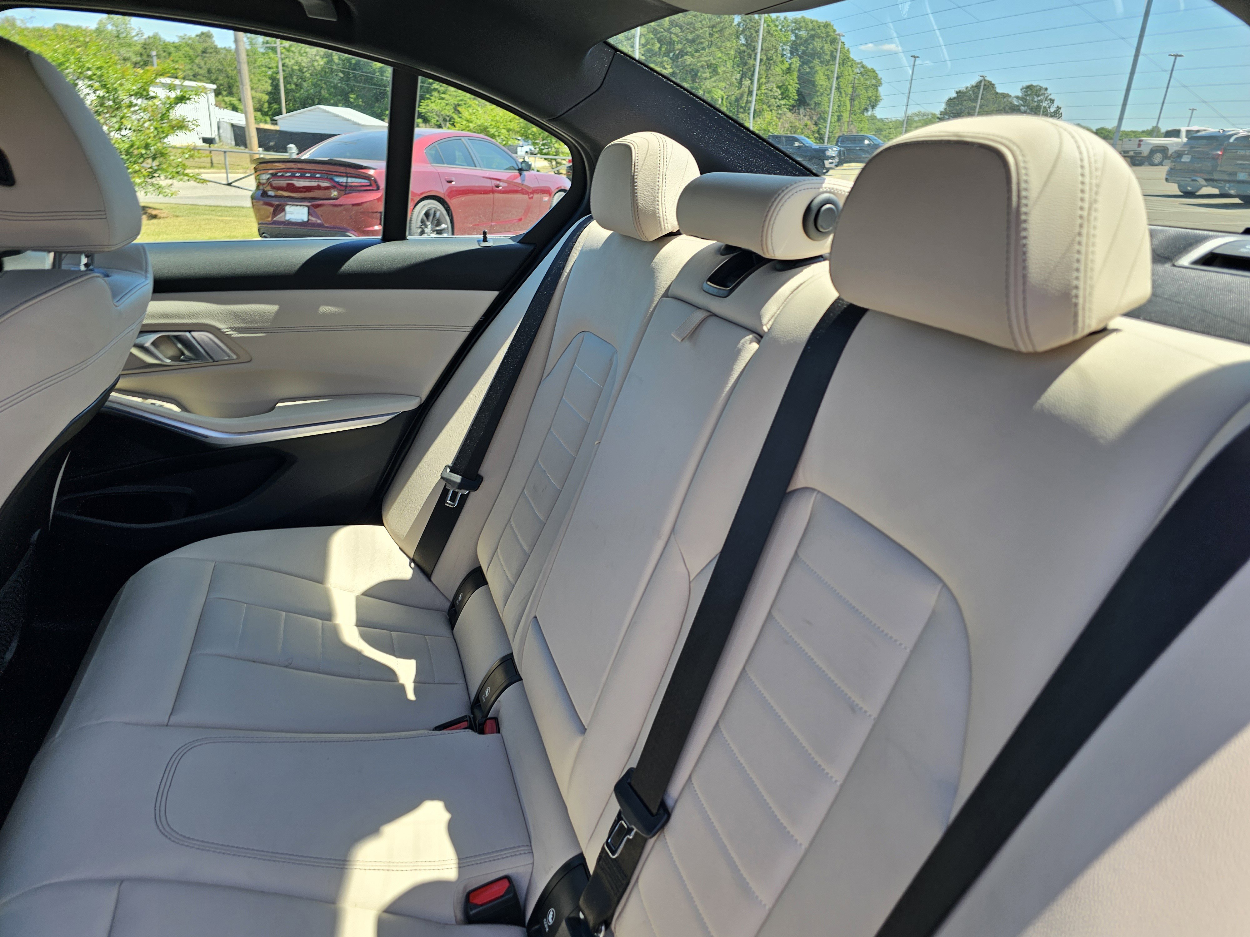 Used 2021 BMW 330e w/ Convenience Package image 33