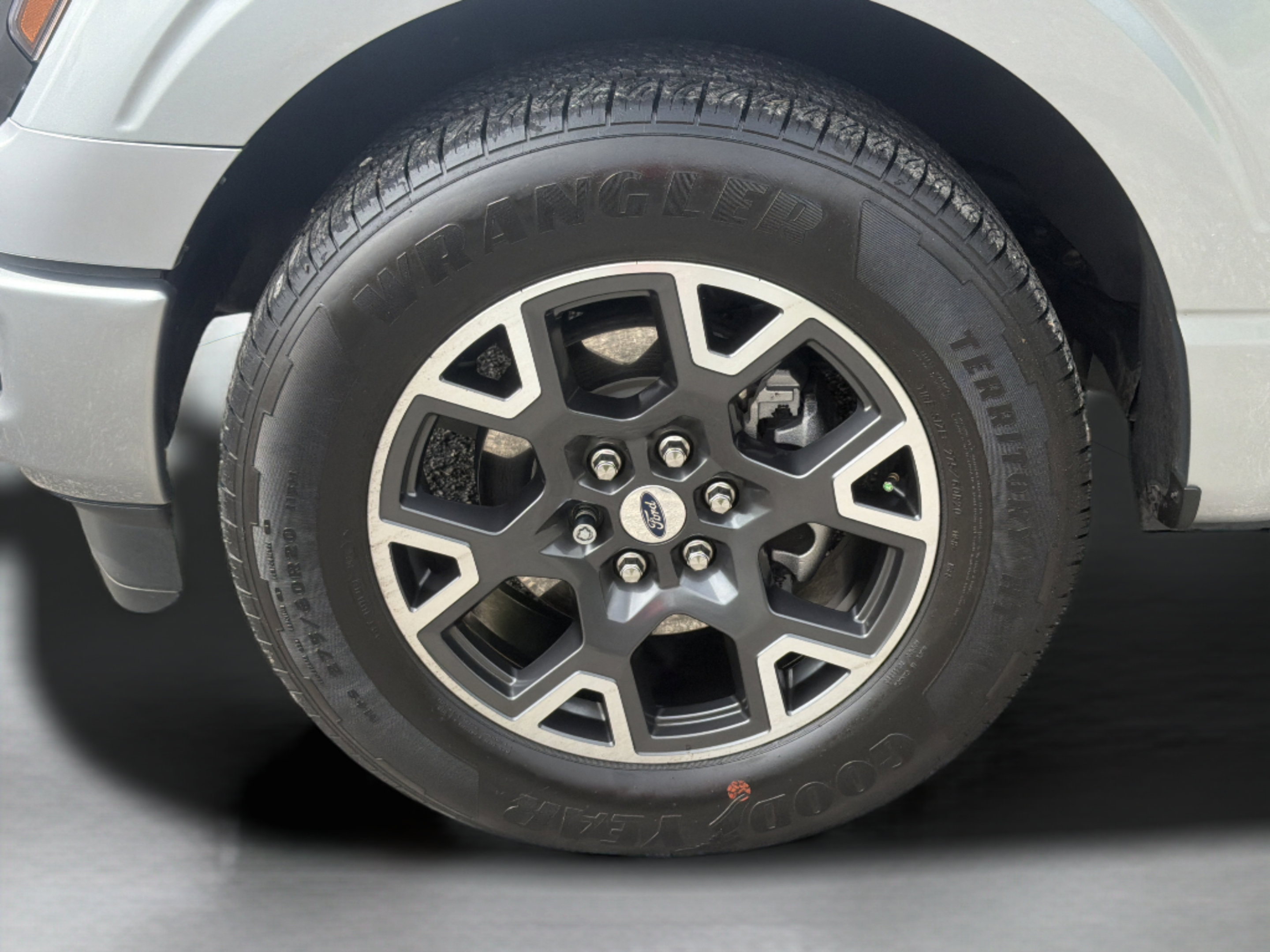 Used 2024 Ford F150 STX RWD image 28