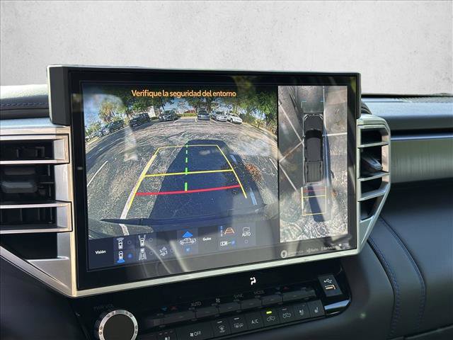 Used 2024 Toyota Tundra Platinum image 8