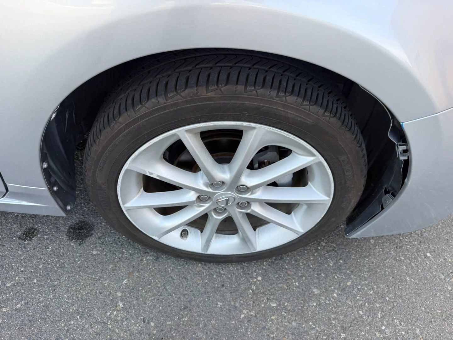 Used 2013 Lexus CT 200h w/ Premium Pkg w/Navigation FWD image 31