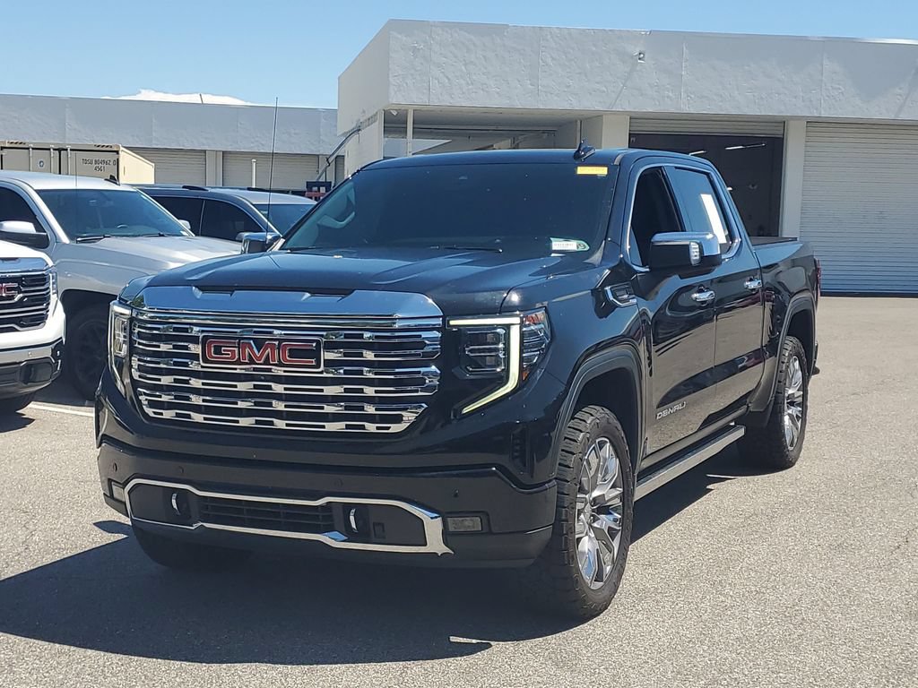 Certified 2023 GMC Sierra 1500 Denali w/ Denali Reserve Package AWD/4WD image 3