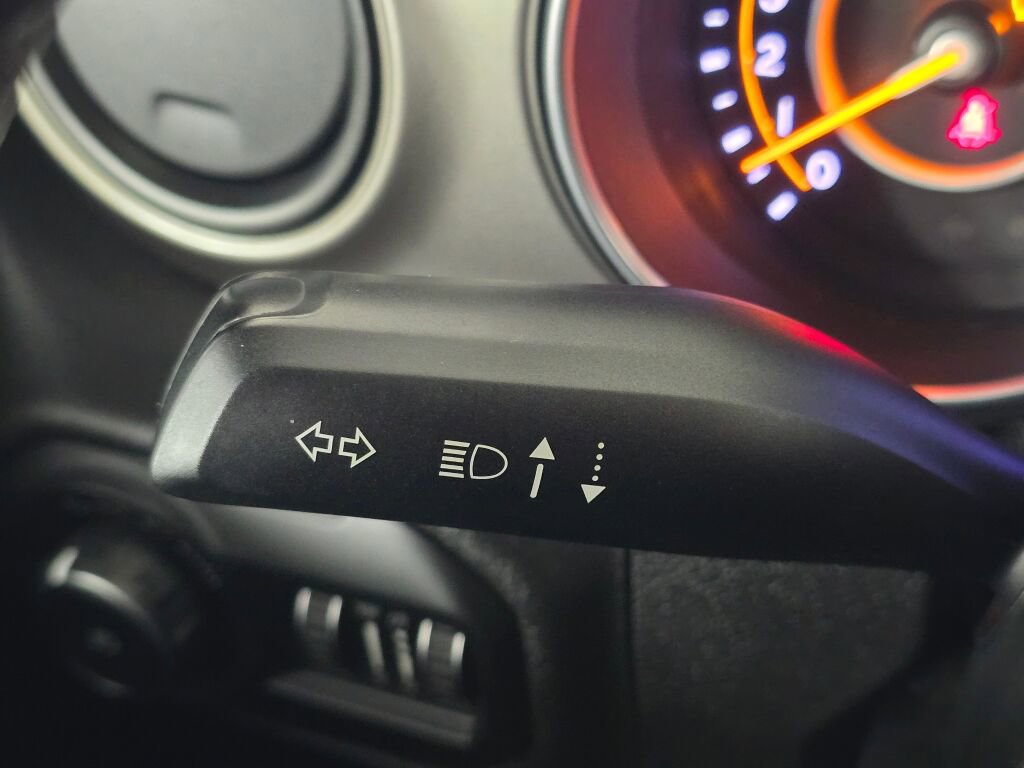 Used 2018 Jeep Wrangler Unlimited Sport S image 21