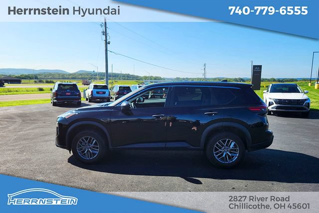 Used 2024 Nissan Rogue S AWD/4WD image 4
