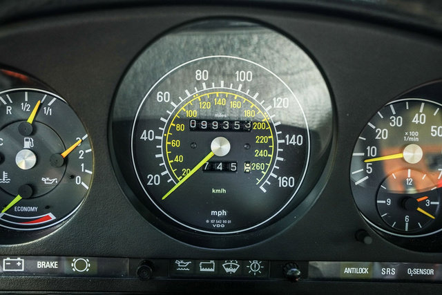 Used 1987 Mercedes-Benz 560 SL image 42