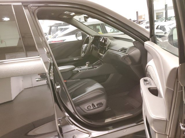 Used 2026 Lexus TX 500h AWD w/ Technology Package image 27