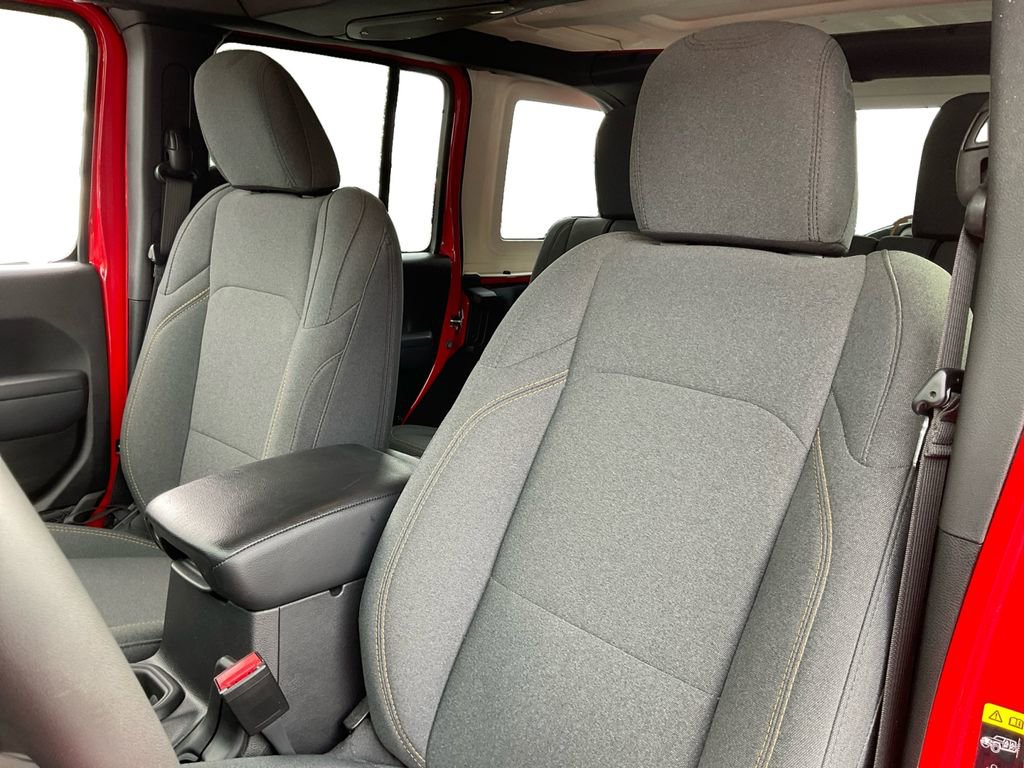 Used 2024 Jeep Wrangler Sport S image 26