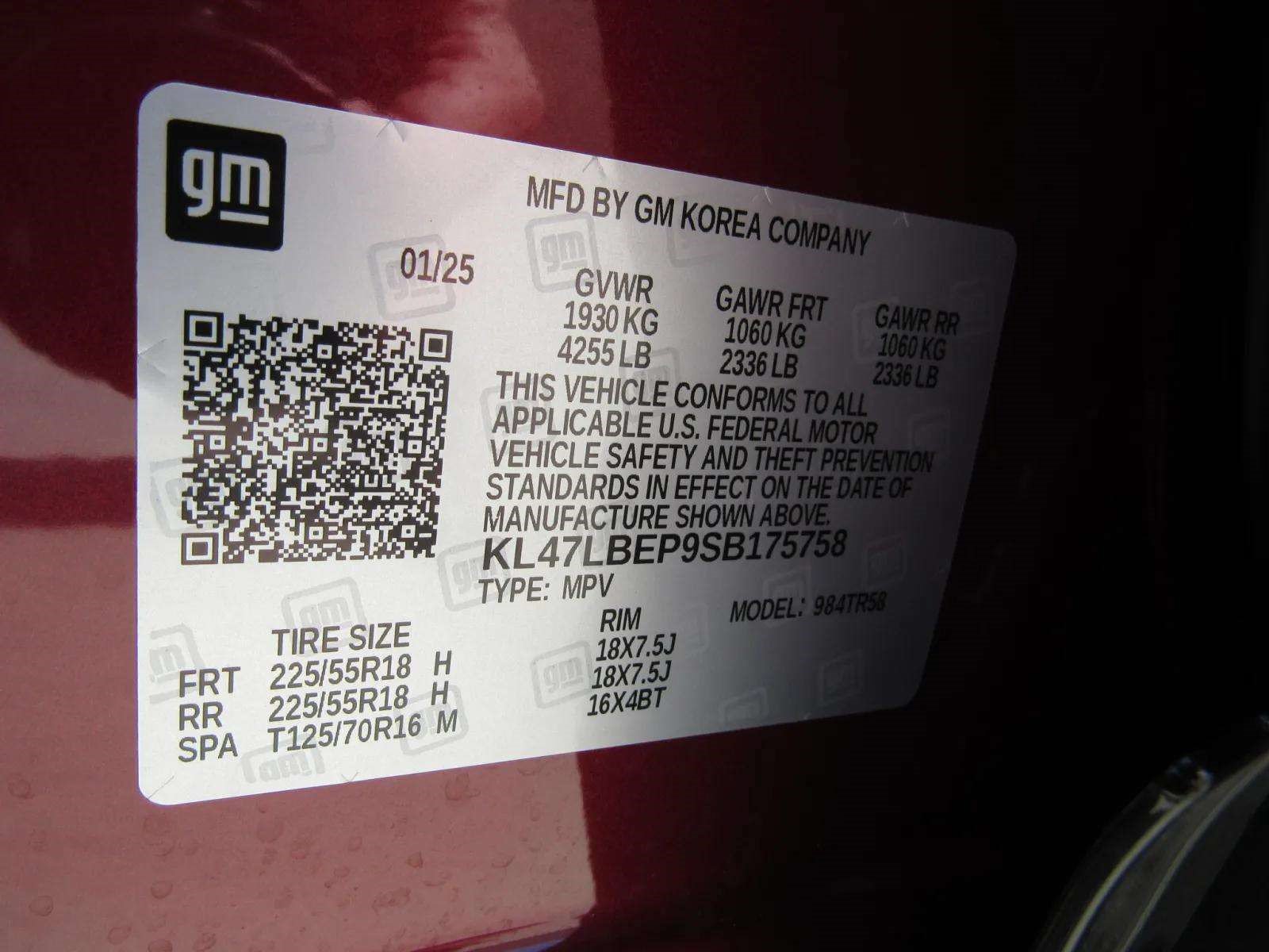 Used 2025 Buick Envista Sport Touring w/ Convenience I Package FWD image 29