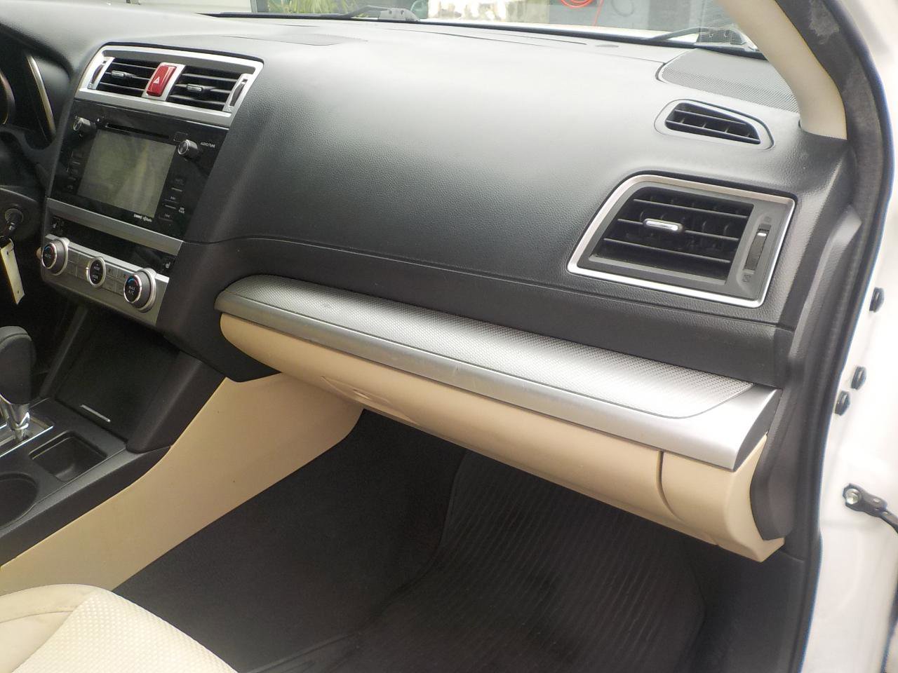 Used 2016 Subaru Outback 2.5i Premium AWD/4WD image 30