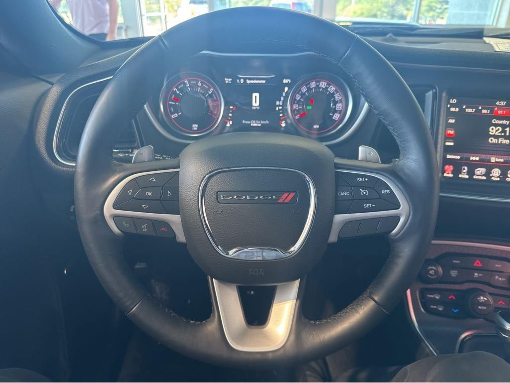 Used 2016 Dodge Challenger R/T Scat Pack w/ Leather Interior Group RWD image 22