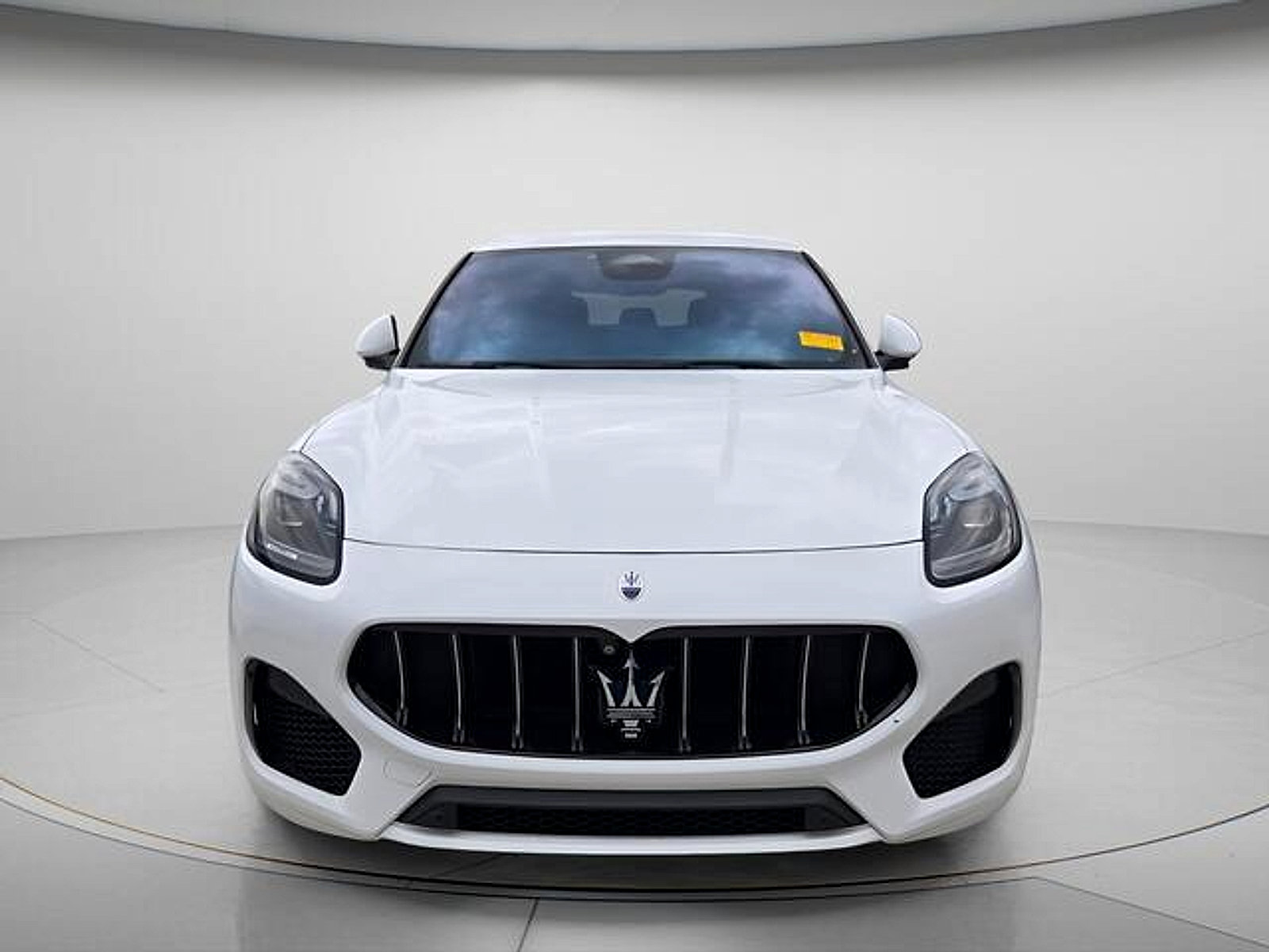 Used 2023 Maserati Grecale GT AWD/4WD image 3