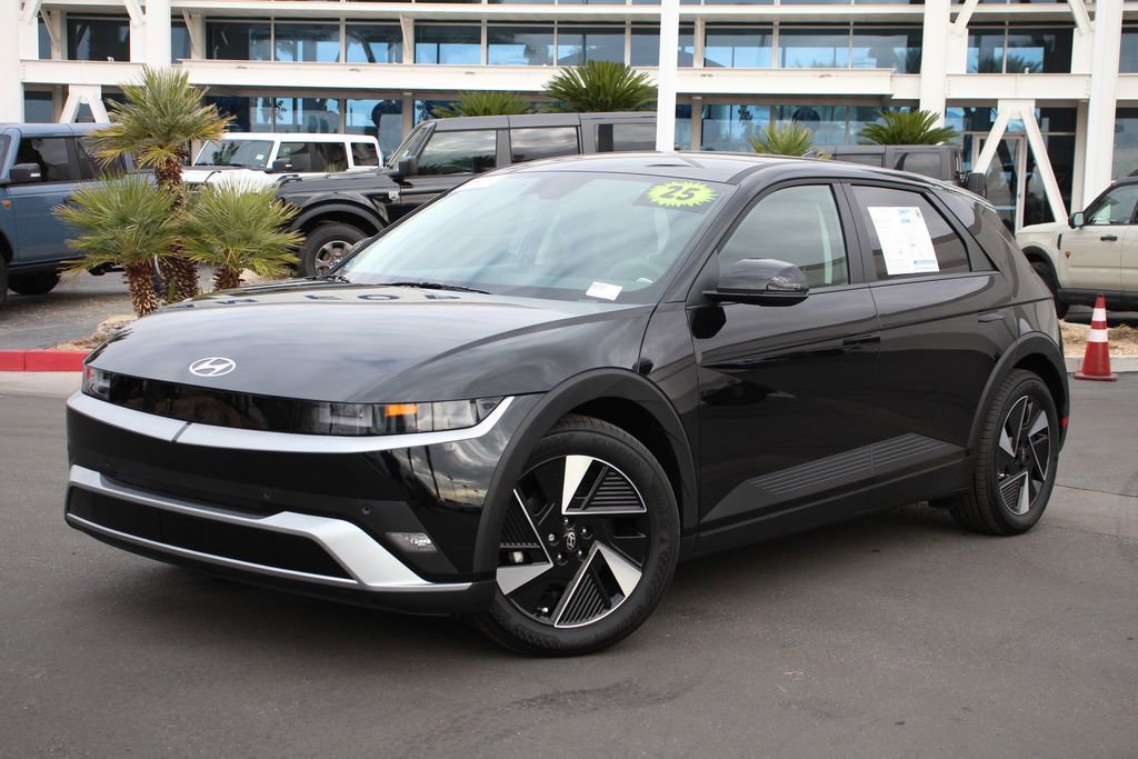 Used 2025 Hyundai Ioniq 5 SE image 1