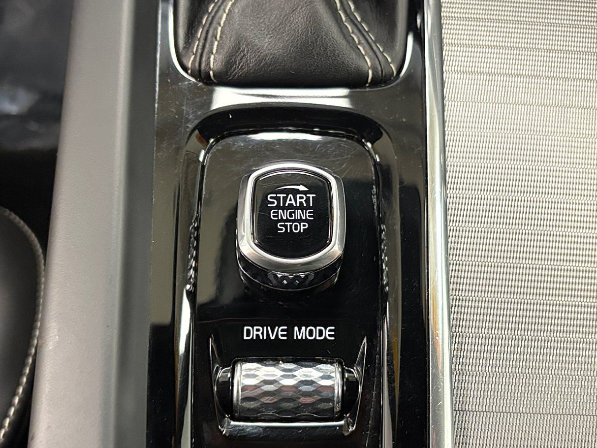 Used 2019 Volvo S60 T6 R-Design AWD/4WD image 27