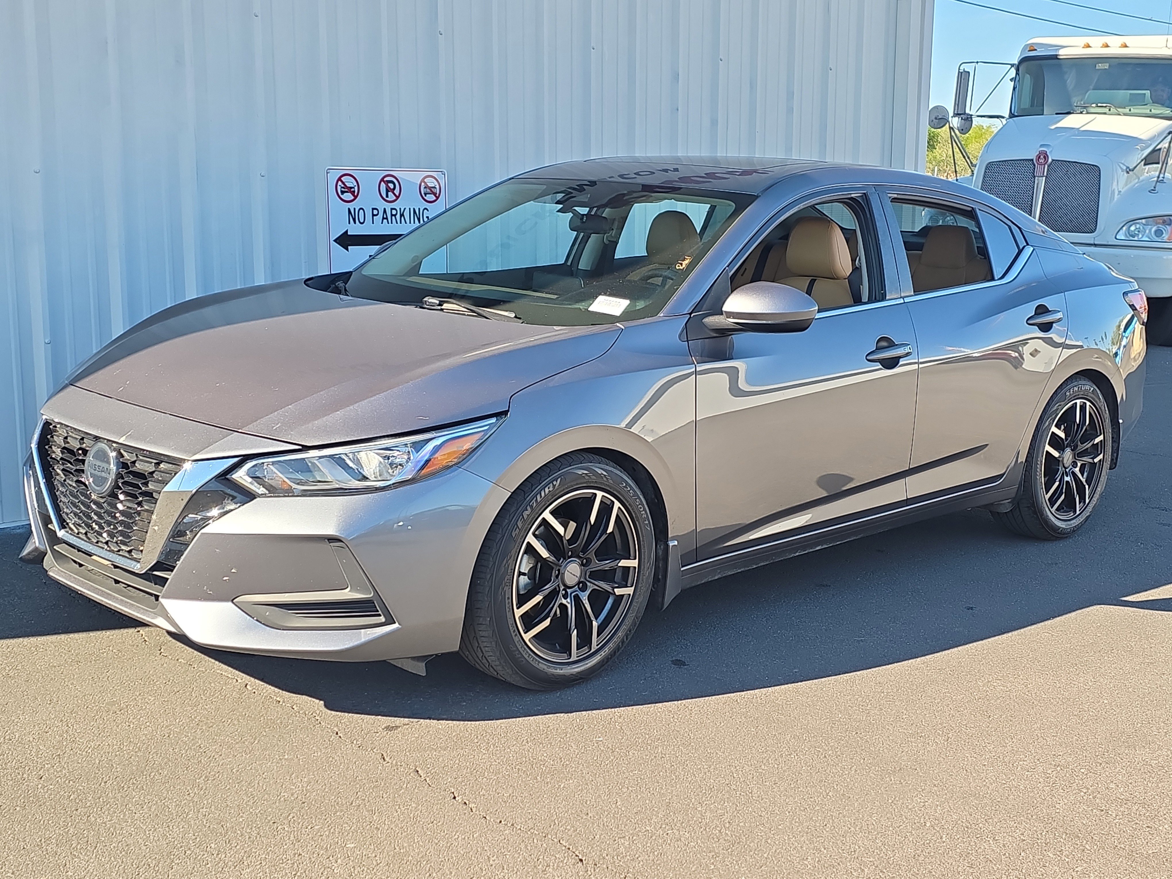 Used 2021 Nissan Sentra SV w/ SV Premium Package image 3