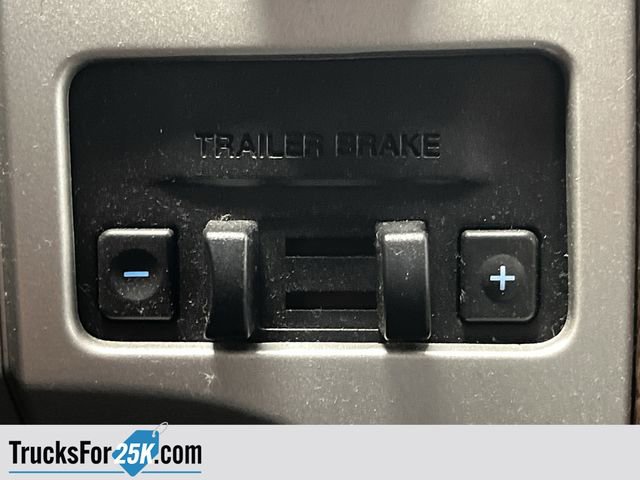 Used 2014 Ford F150 Lariat w/ Lariat Chrome Package image 25