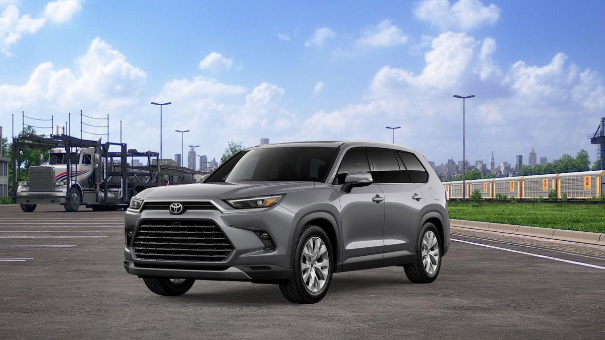 New 2026 Toyota Grand Highlander FWD image 1