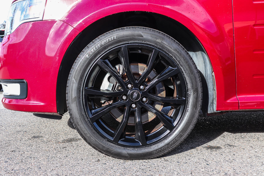 Used 2019 Ford Flex SEL w/ Equipment Group 202A FWD image 11