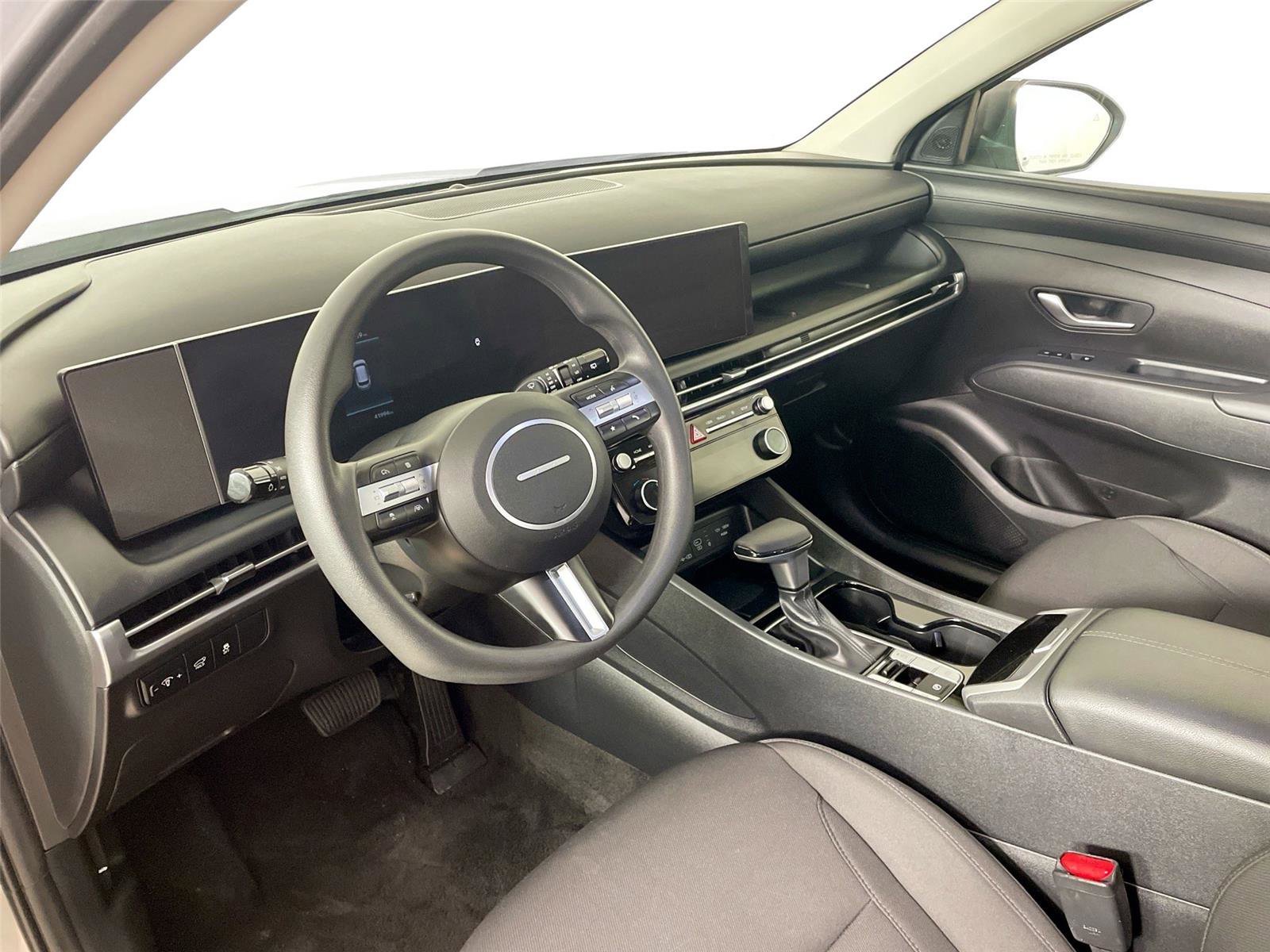 Used 2025 Hyundai Tucson SEL AWD/4WD image 22