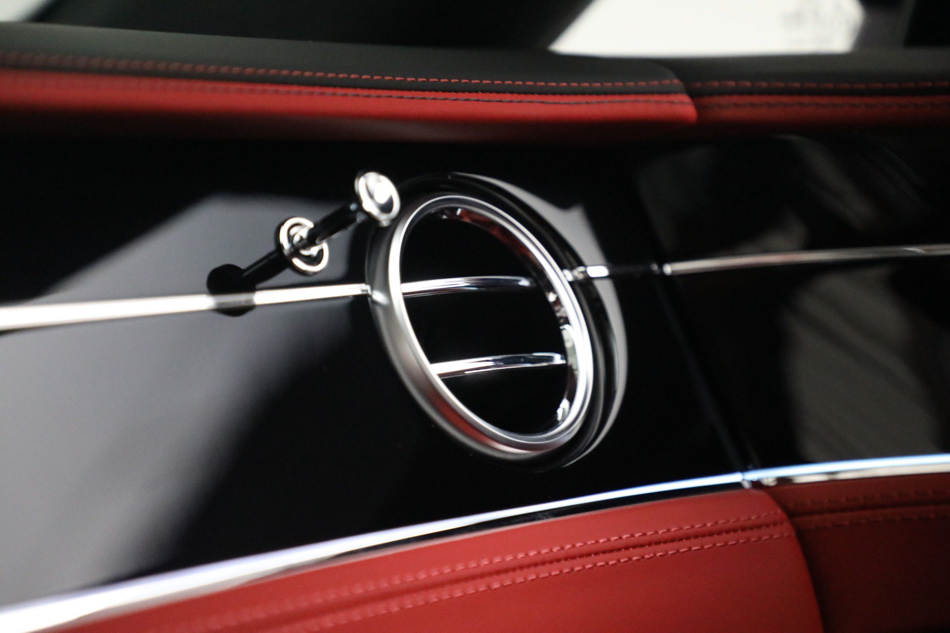 Certified 2023 Bentley Continental GT Mulliner AWD/4WD image 31