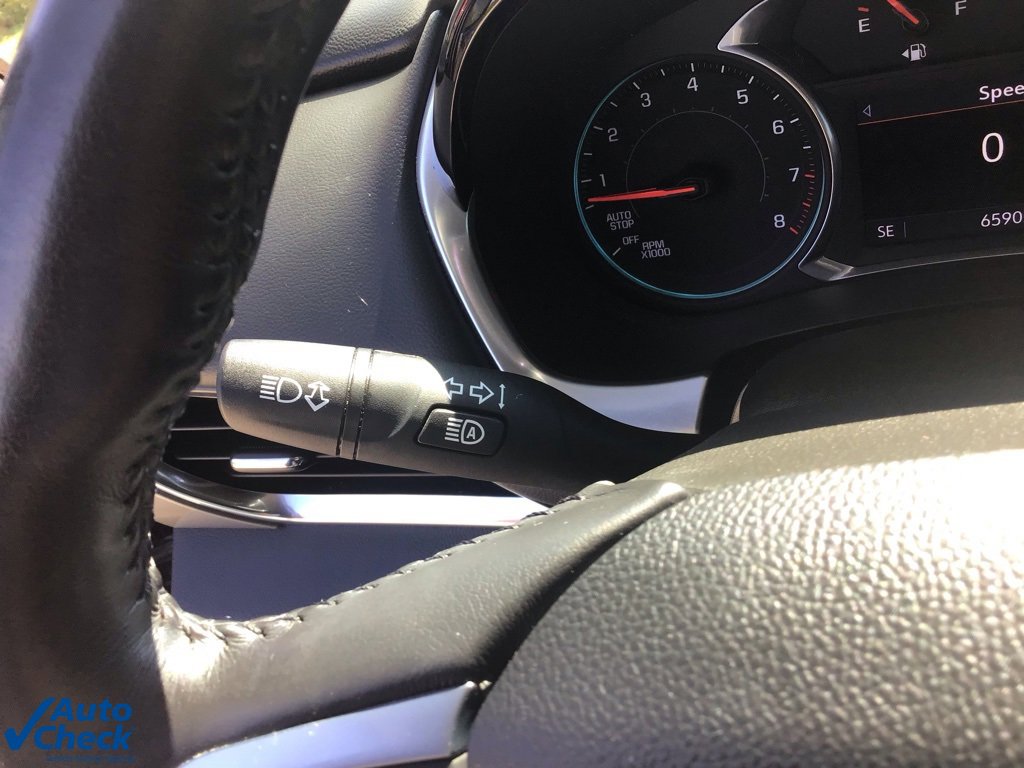 Used 2021 Chevrolet Traverse LT image 39