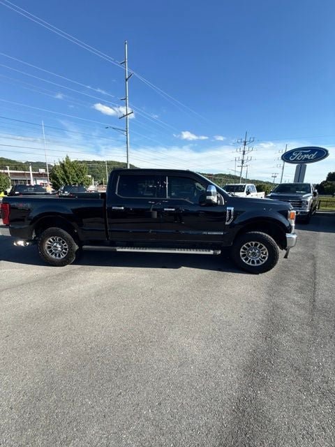 Used 2022 Ford F350 XLT w/ XLT Premium Package AWD/4WD image 6