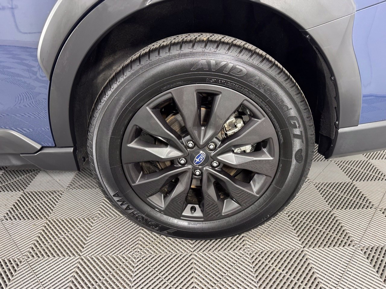 Used 2025 Subaru Outback Onyx Edition AWD/4WD image 37