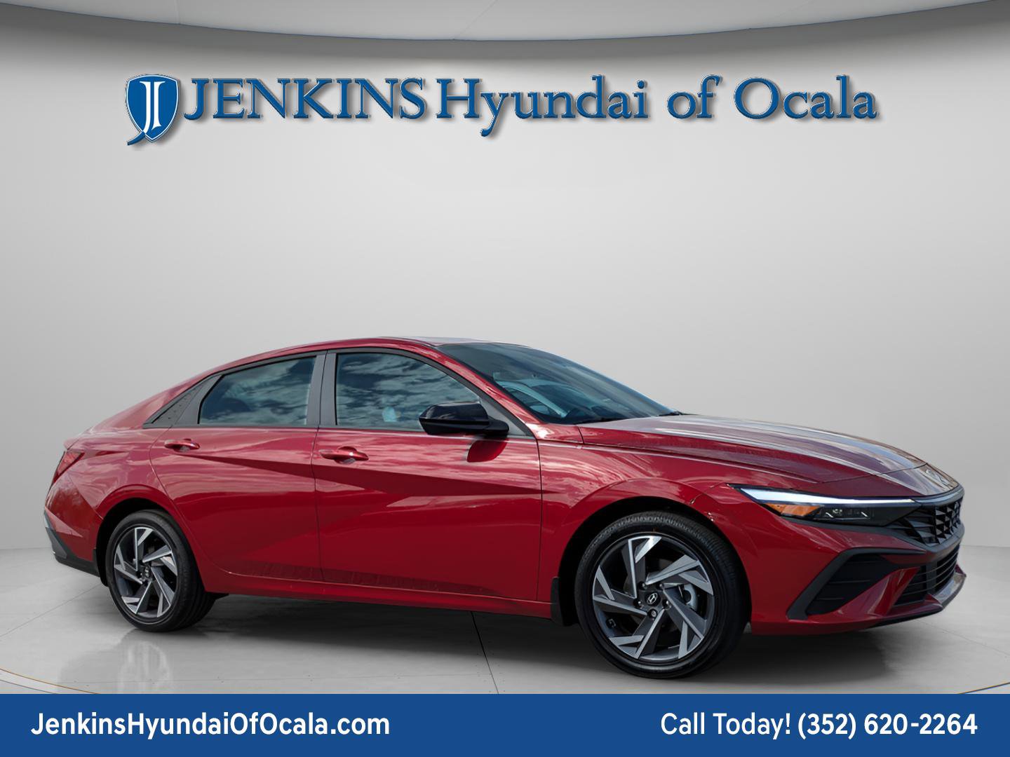 Certified 2025 Hyundai Elantra SEL image 9