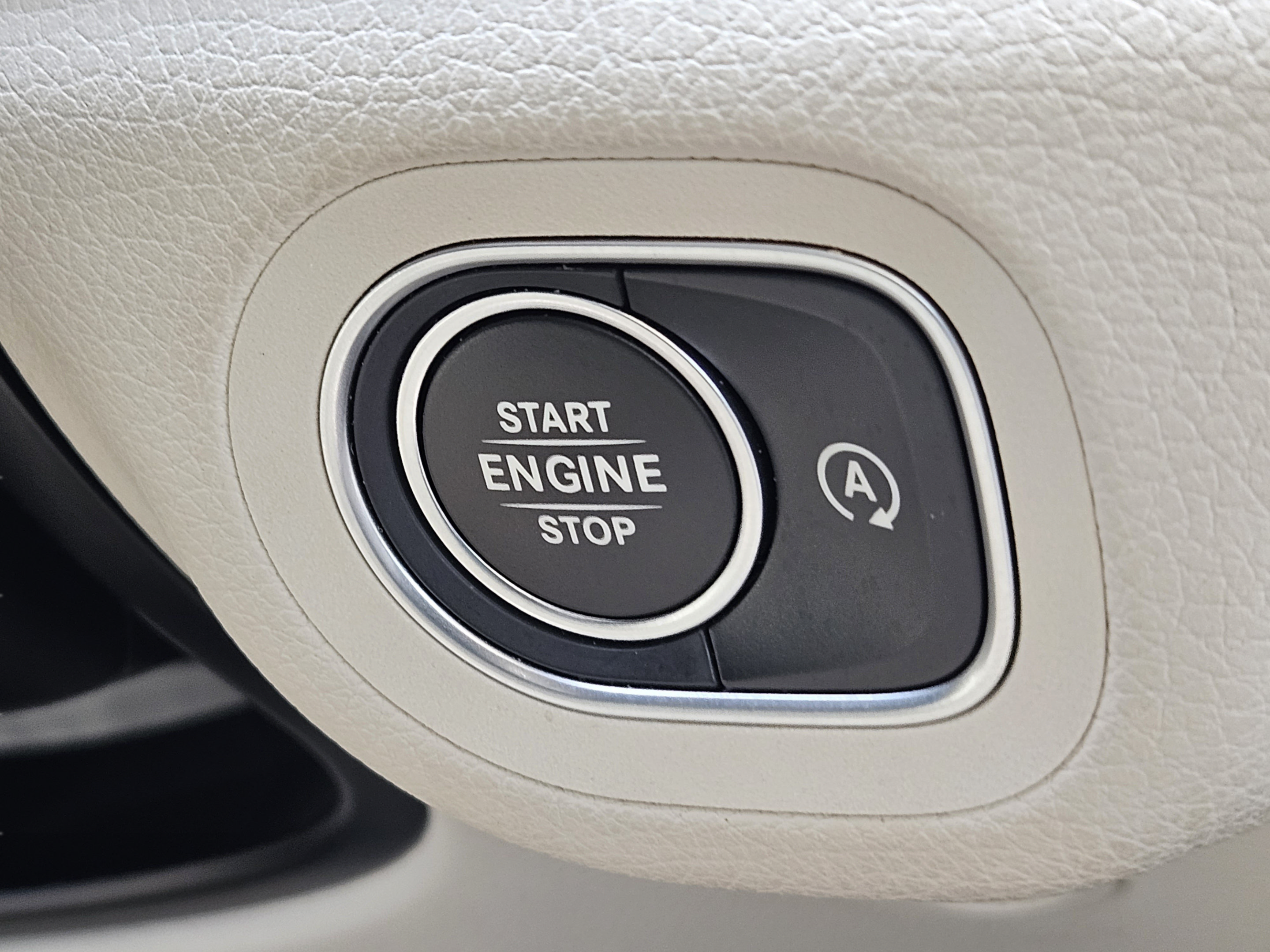 Certified 2021 Mercedes-Benz GLS 450 4MATIC image 13