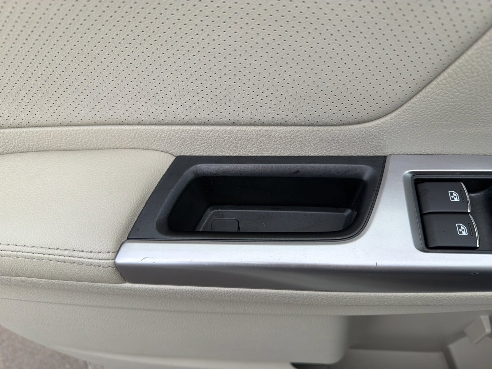 Used 2016 Subaru Impreza 2.0i Limited image 40