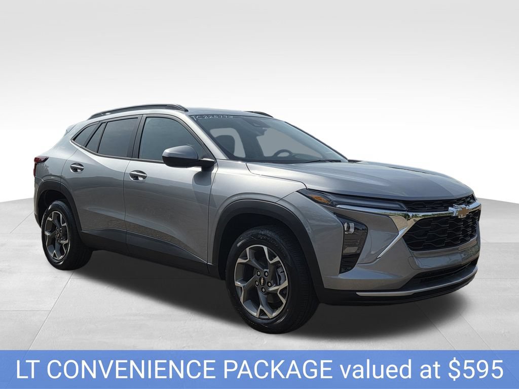 New 2026 Chevrolet Trax LT w/ Driver Confidence Package FWD image 4