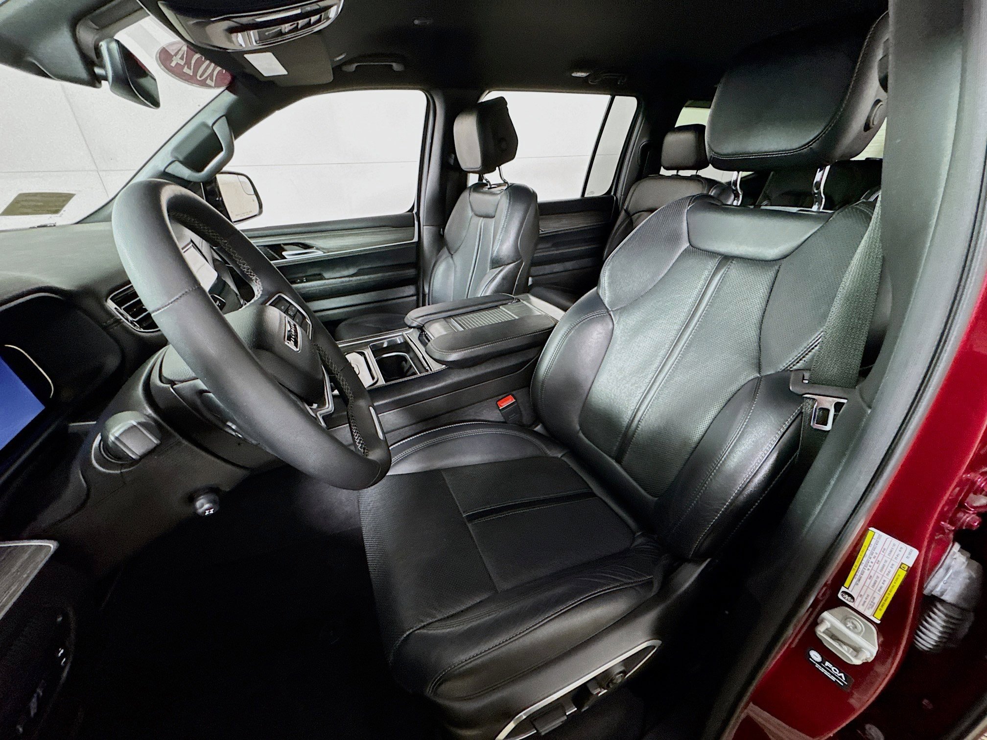 Used 2024 Jeep Wagoneer Series II AWD/4WD image 15