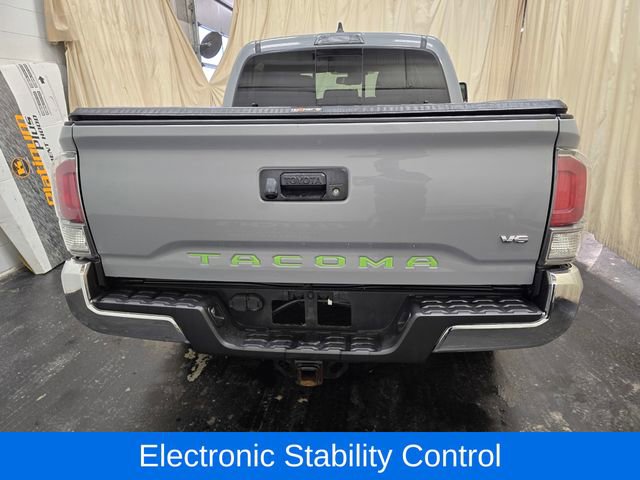 Used 2020 Toyota Tacoma TRD Off-Road image 9