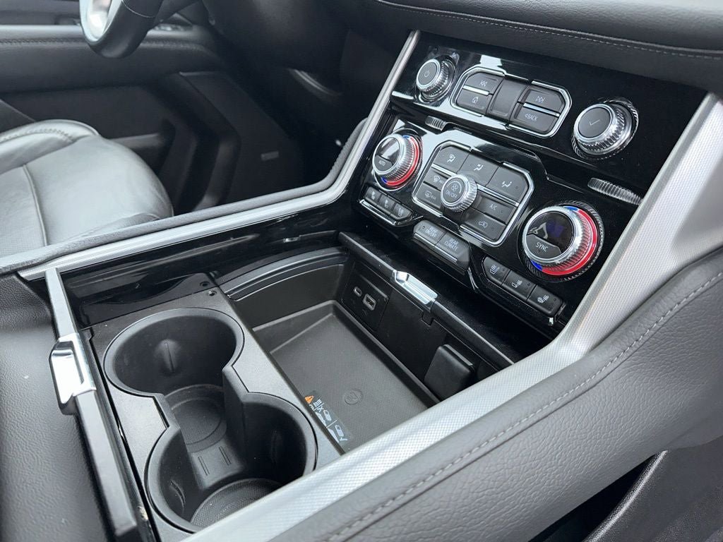 Used 2022 GMC Yukon XL Denali image 37