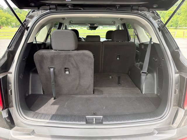 Used 2022 Kia Sorento LX AWD/4WD image 26