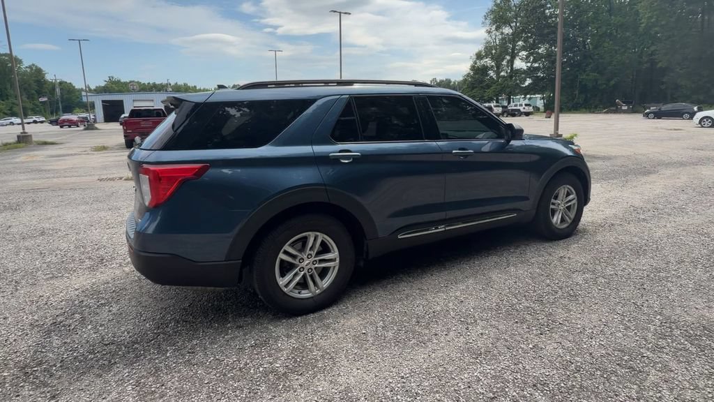 Used 2020 Ford Explorer XLT w/ Comfort Package RWD image 8