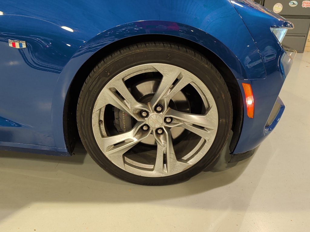 Used 2019 Chevrolet Camaro SS RWD image 6