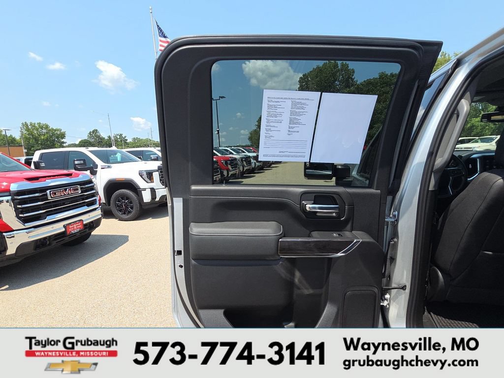 Used 2023 Chevrolet Silverado 3500 LTZ w/ LTZ Plus Package AWD/4WD image 28