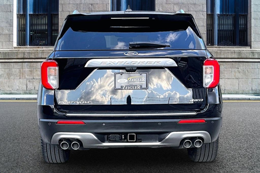 Used 2022 Ford Explorer Platinum w/ Equipment Group 601A image 4