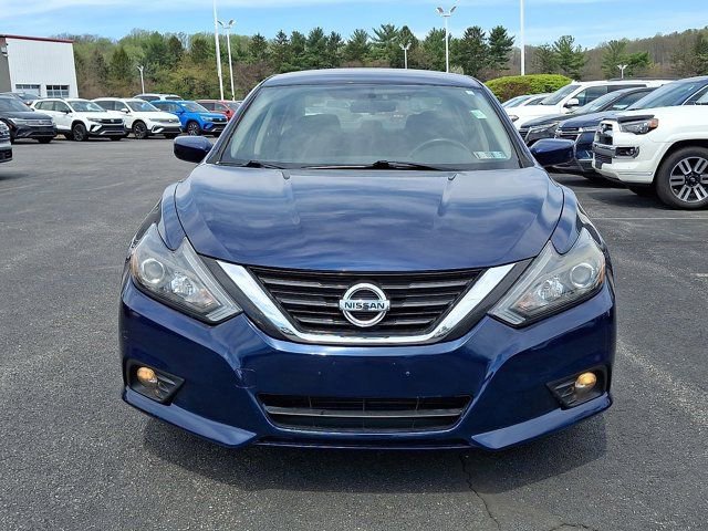 Used 2017 Nissan Altima 2.5 SR FWD video 2