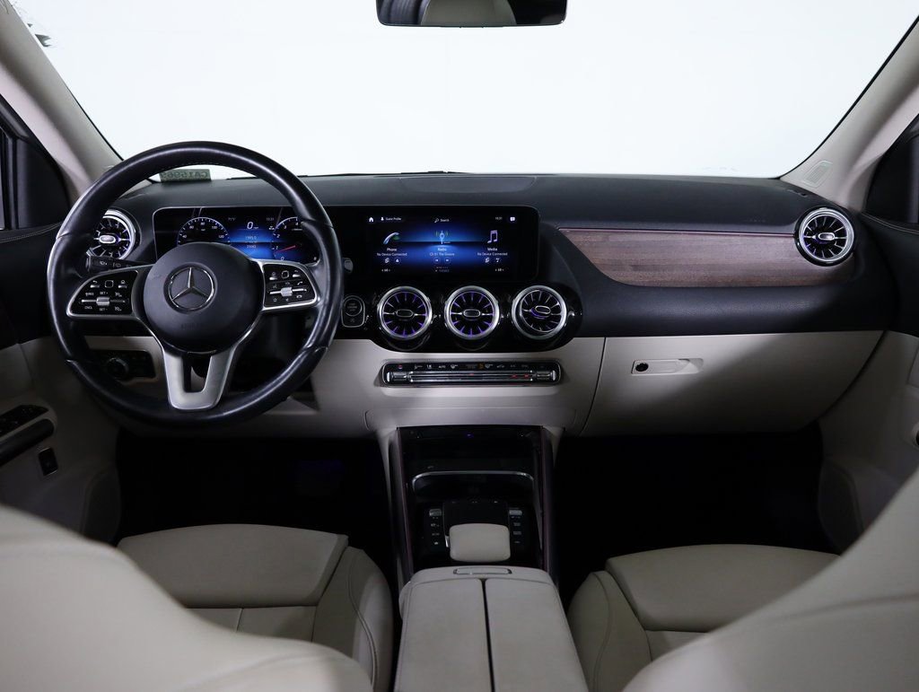 Certified 2023 Mercedes-Benz GLA 250 4MATIC w/ Premium Package image 37