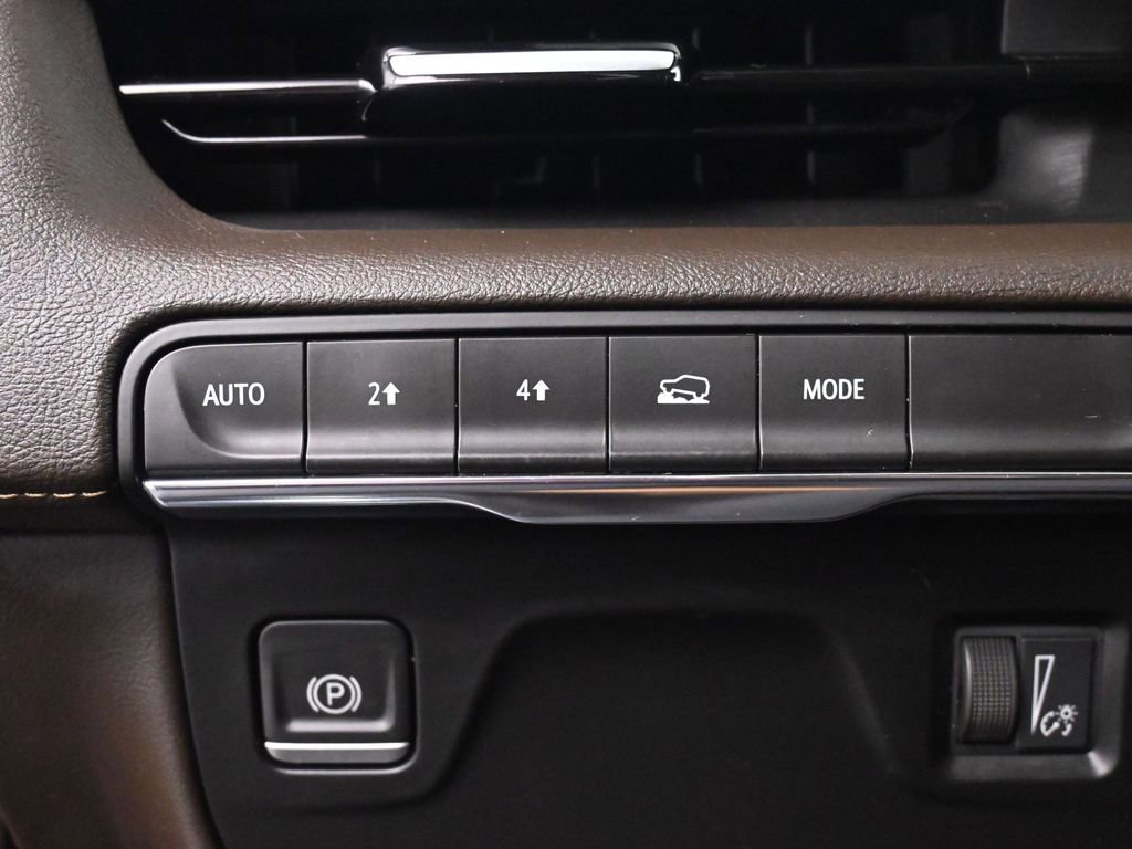 Used 2022 Cadillac Escalade Premium Luxury image 44