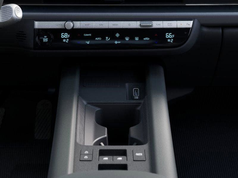 New 2025 Hyundai Ioniq 6 SEL image 16