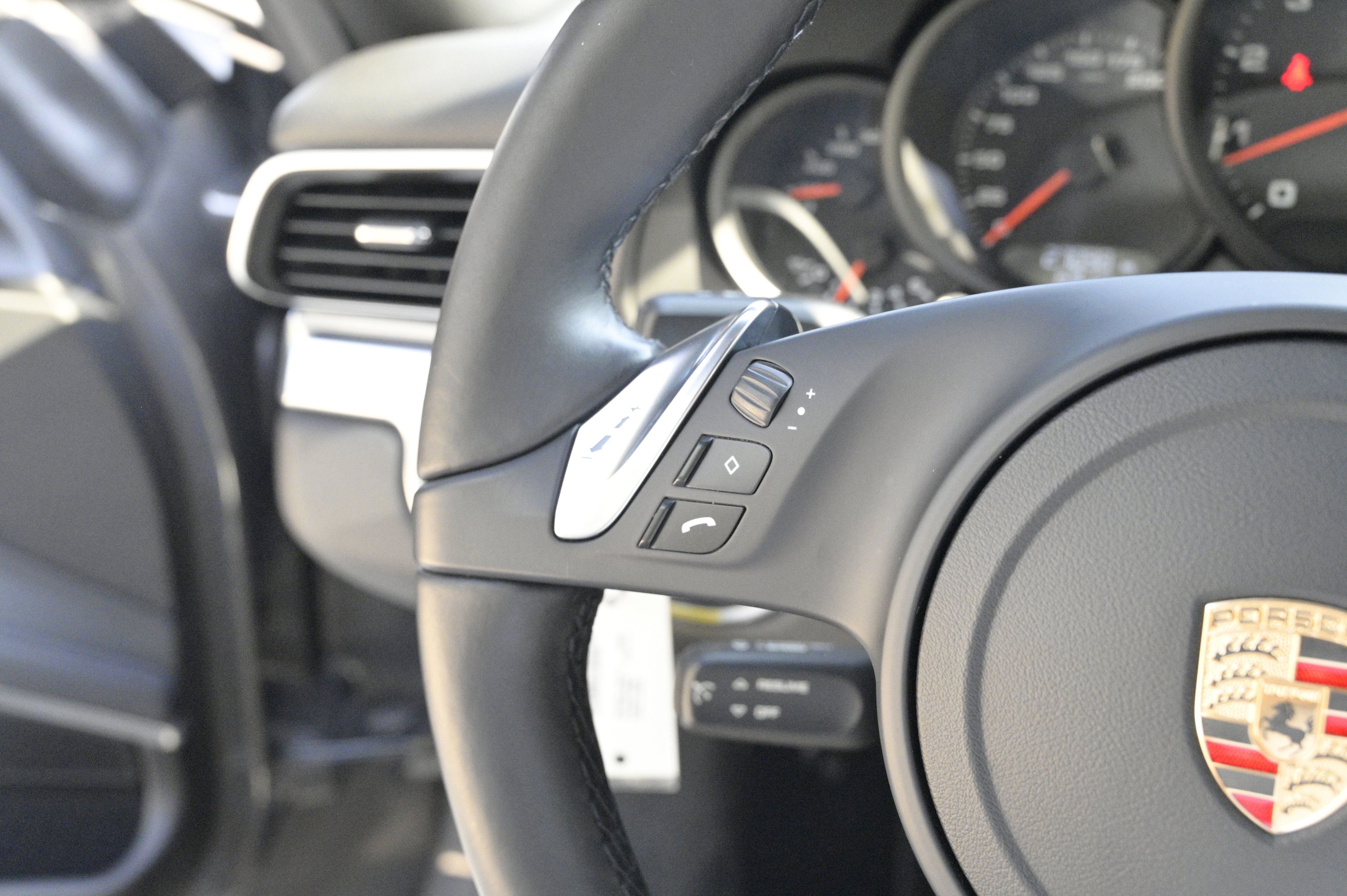 Used 2016 Porsche 911 Carrera 4 image 20