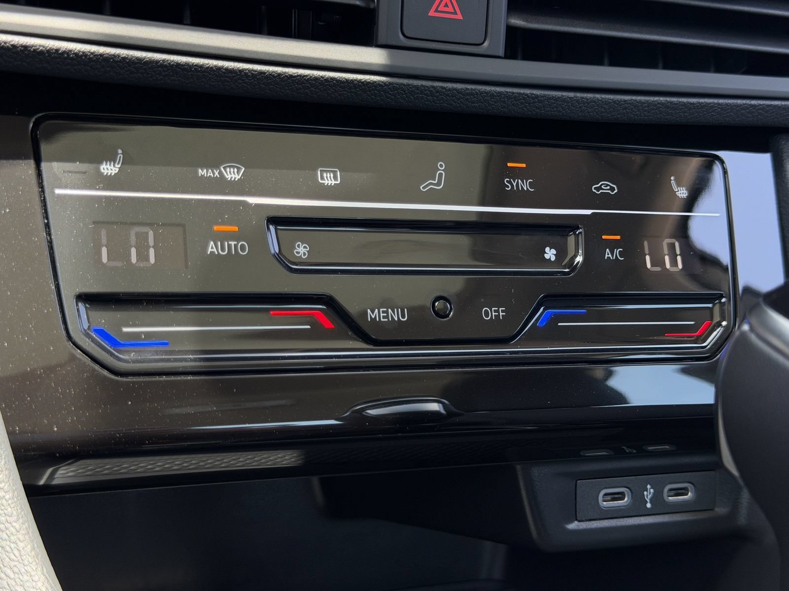 New 2026 Volkswagen Jetta SE FWD image 21