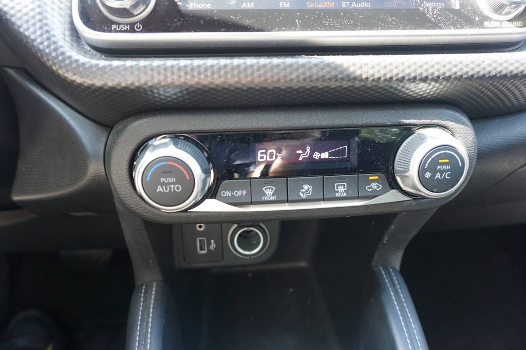 Used 2019 Nissan Kicks SV FWD image 10