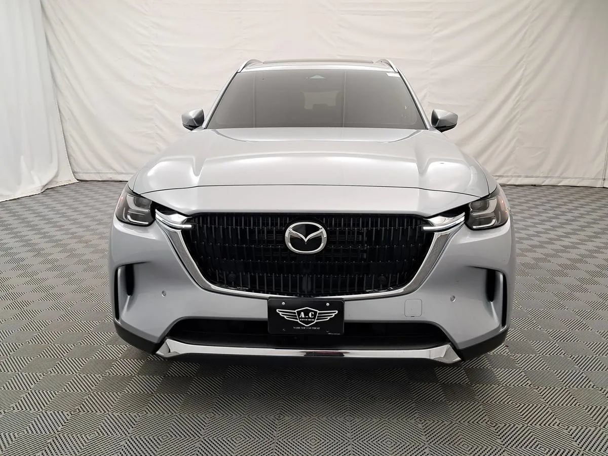 Used 2024 MAZDA CX-90 Plug-In Hybrid w/ Premium Pkg AWD/4WD image 2