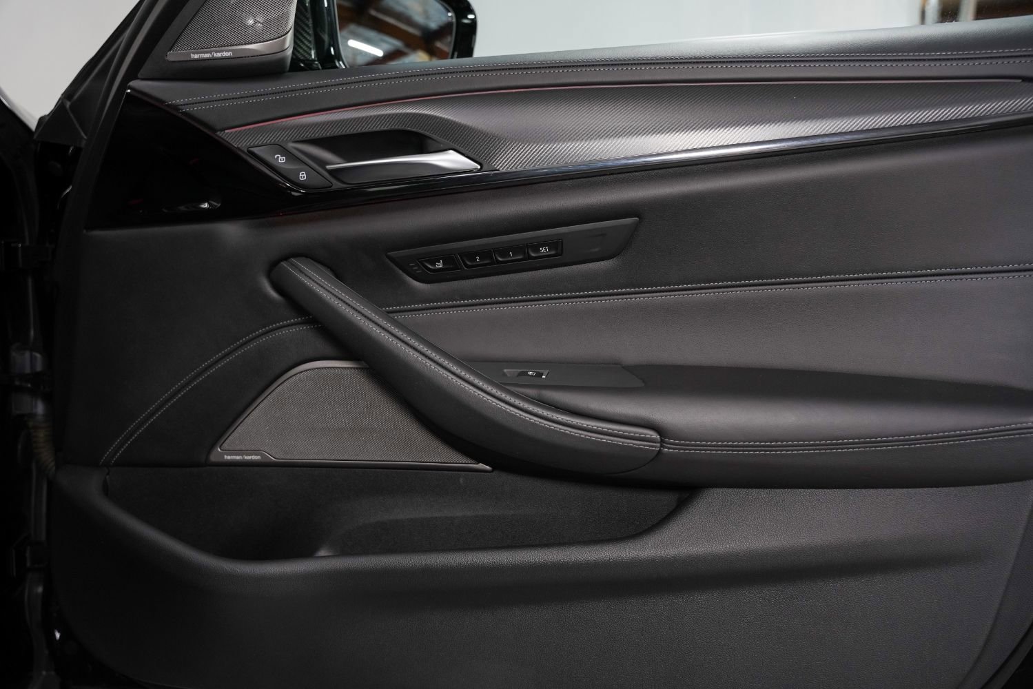 Used 2021 BMW M5 w/ Competition Package image 34