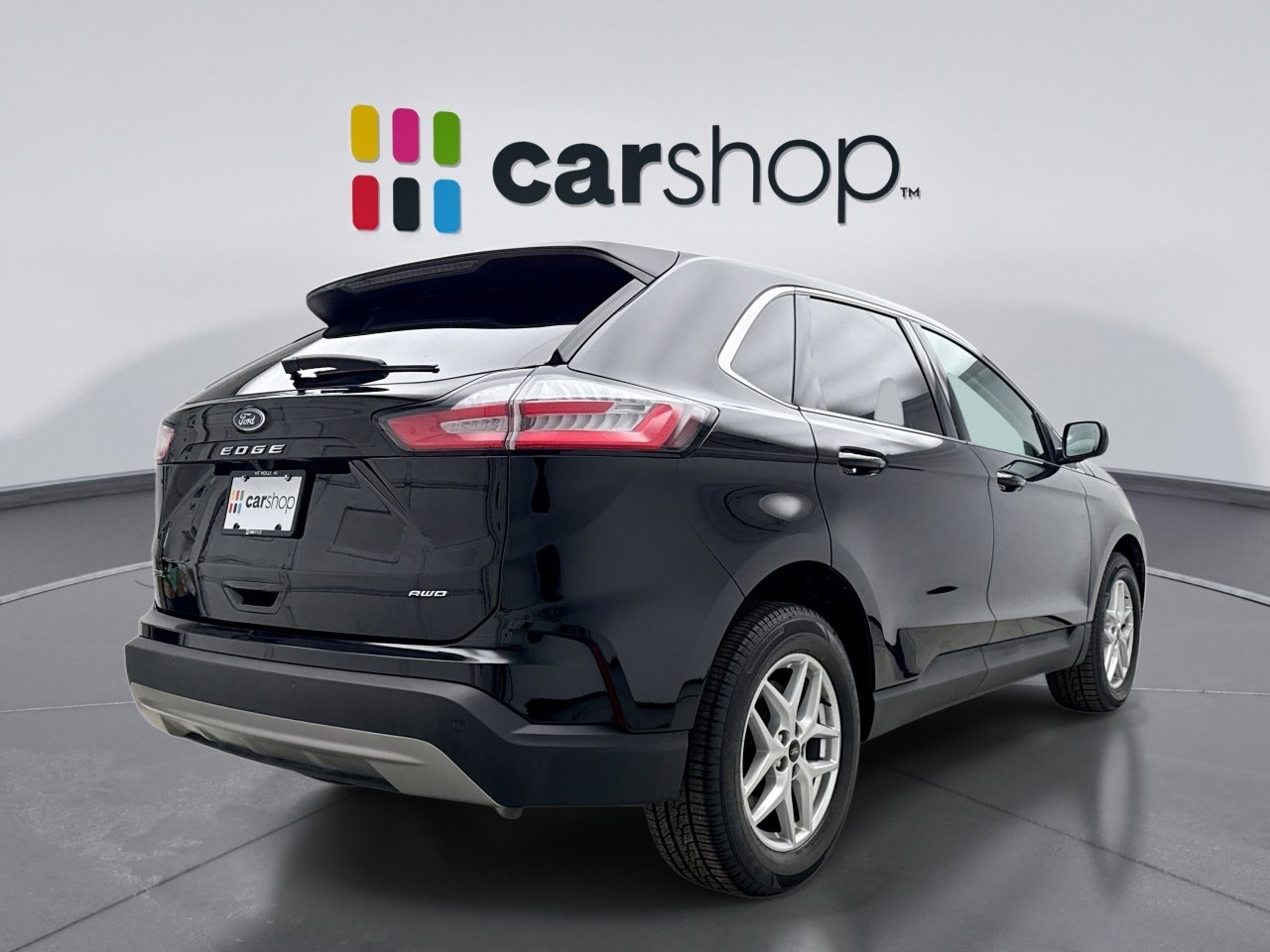 Used 2024 Ford Edge SEL image 5